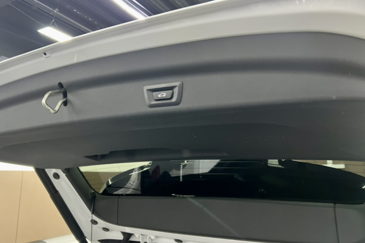 宝马X1 2024款 sDrive25Li X设计套装中控内饰7005