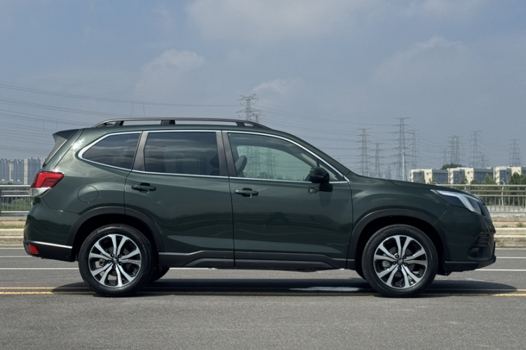 斯巴鲁 森林人 2024款 2.5i AWD 尊贵版EyeSight车身外观6004