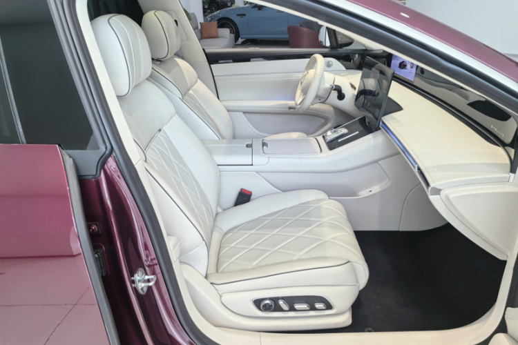 鸿蒙智行 享界S9 2024款 纯电 Ultra 四驱旗舰版局部细节41