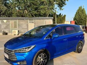 比亚迪 宋MAX 2017款 1.5T 自动智联尊贵型 7座