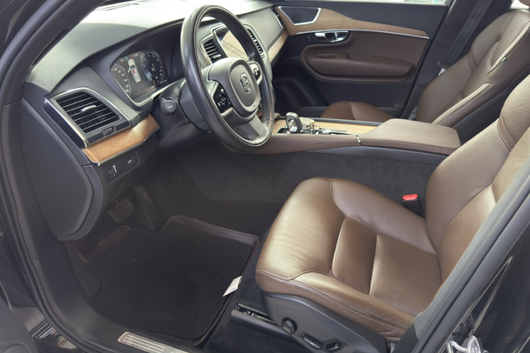 沃尔沃XC90 2022款 B5 智行豪华版 5座局部细节19