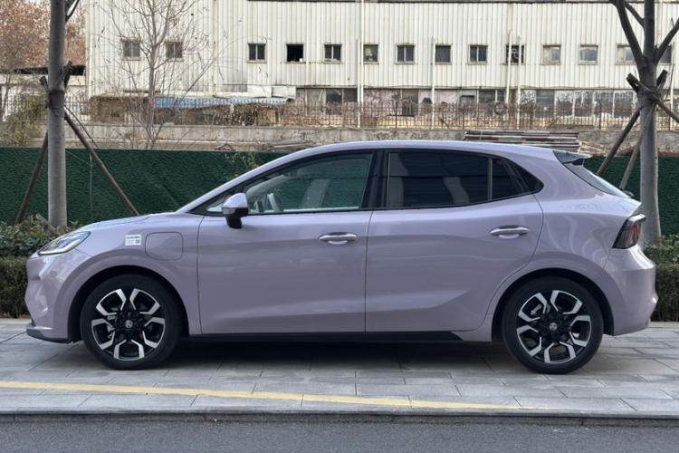 名爵 MG4 EV 2026款 437 自由版车身外观6002