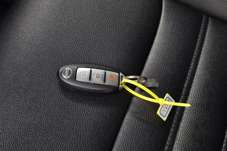 日产NV200 2018款 1.6L CVT尊享型局部细节9001