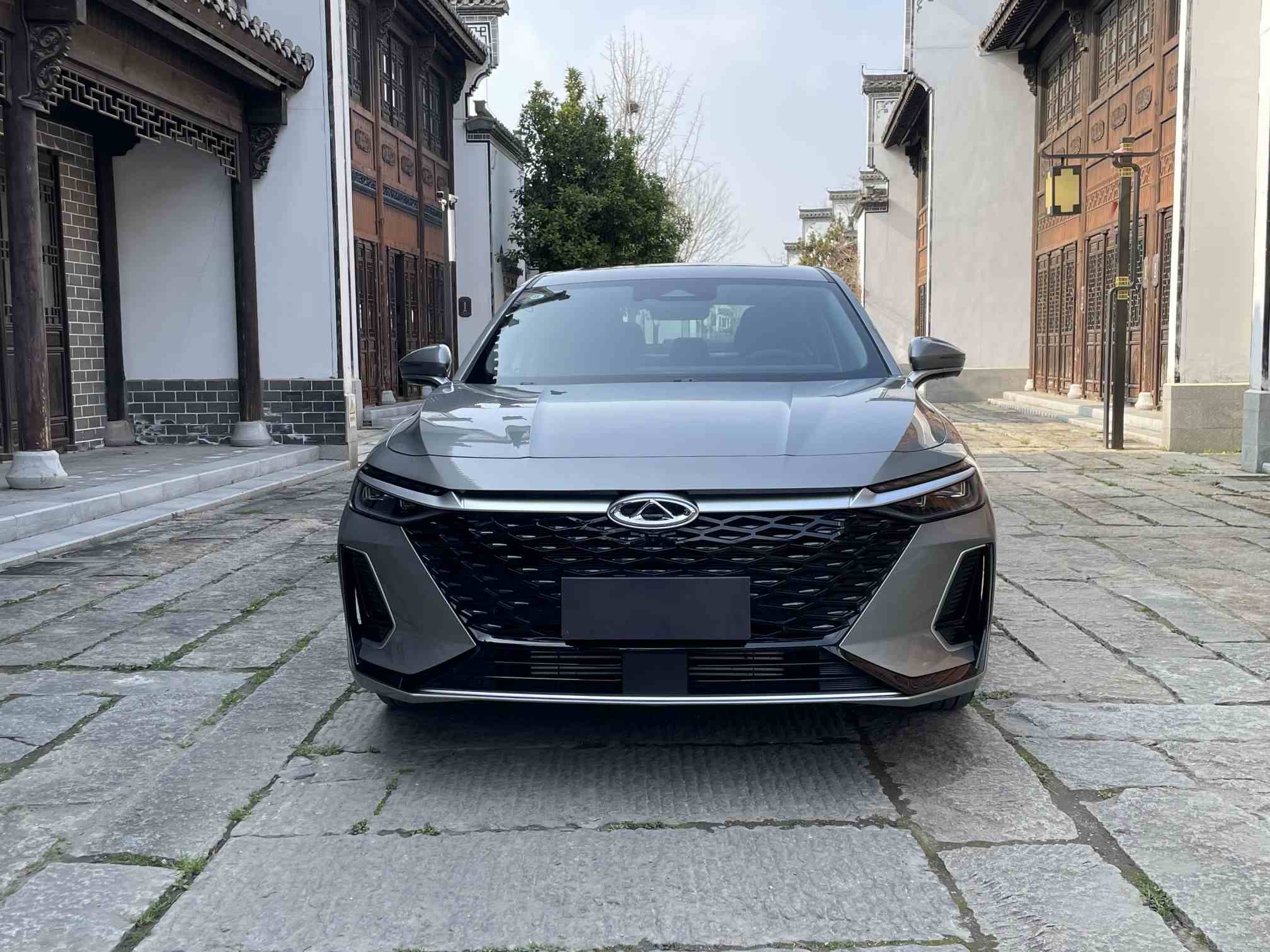 奇瑞 艾瑞泽8 2024款 1.6T DCT智(2)