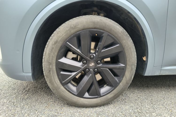 理想汽车 理想L8 2023款 Pro车身外观6008