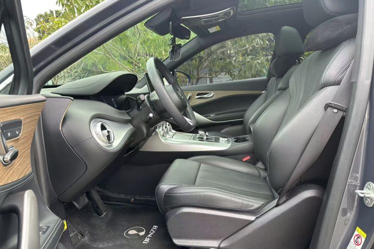 腾势X 2020款 PHEV经典版中控内饰7008