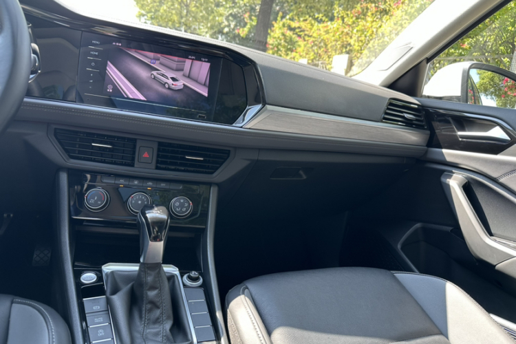 大众 速腾 2021款 280TSI DSG舒适智联版局部细节18