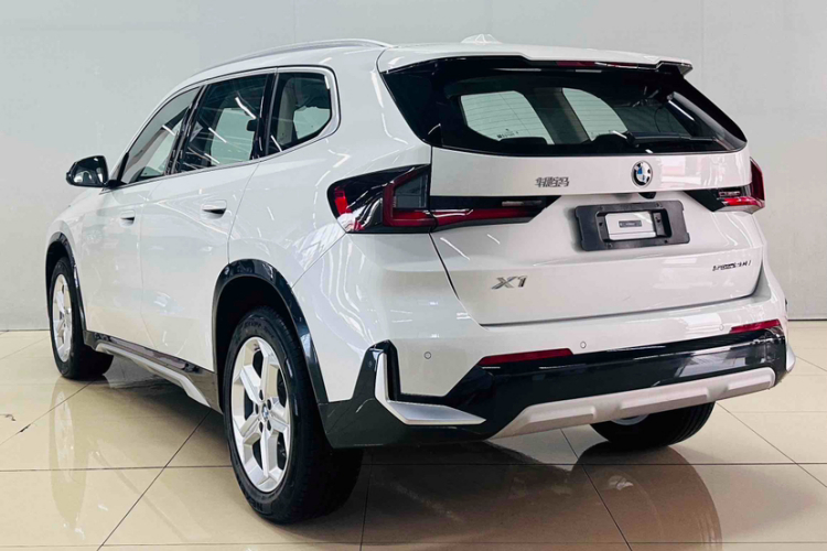 宝马X1 2023款 sDrive20Li X设计套装车身外观6004