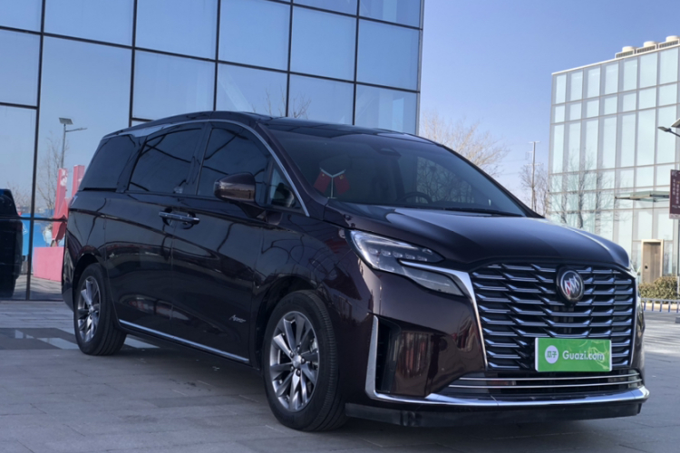 别克GL8 2023款 Avenir艾维亚 六座贤礼版车身外观6001