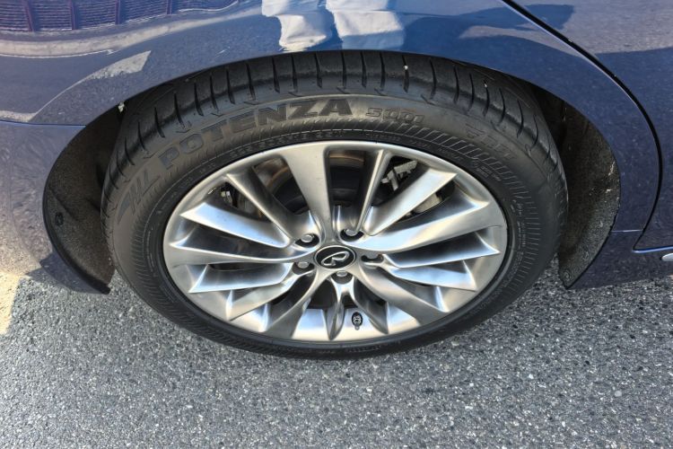 英菲尼迪Q50L 2018款 2.0T 逸享版 国VI车身外观6010