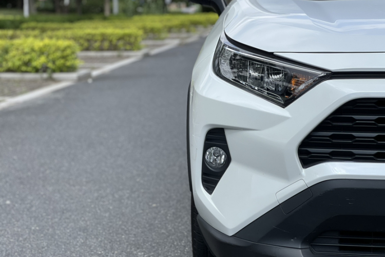 丰田 RAV4荣放 2020款 2.0L CVT两驱风尚版车身外观6009