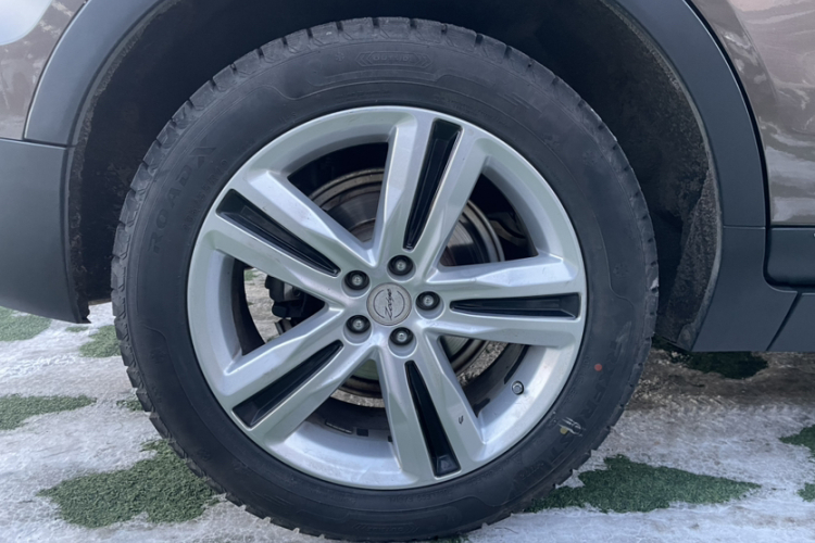 众泰T700 2017款 1.8T 双离合尊享型车身外观6005