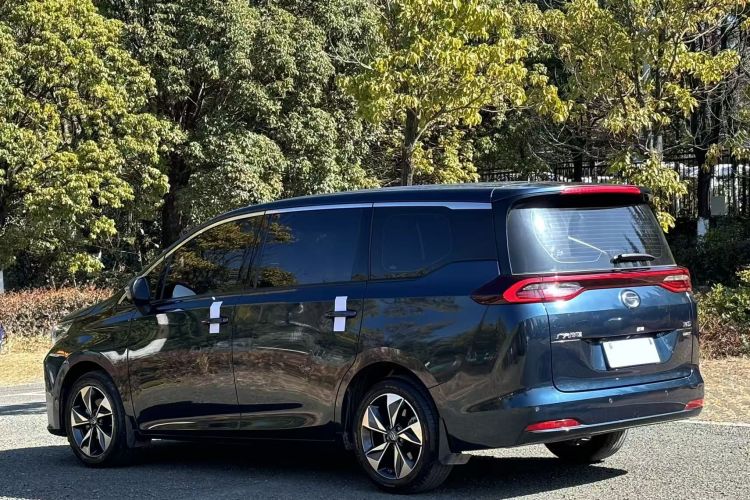 广汽传祺 传祺M6 2021款 270T DCT尊荣版（七座）车身外观6005