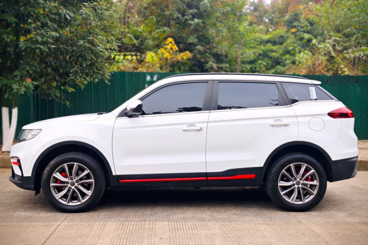 吉利汽车 博越 2021款 1.8TD DCT两驱亚运版车身外观6011