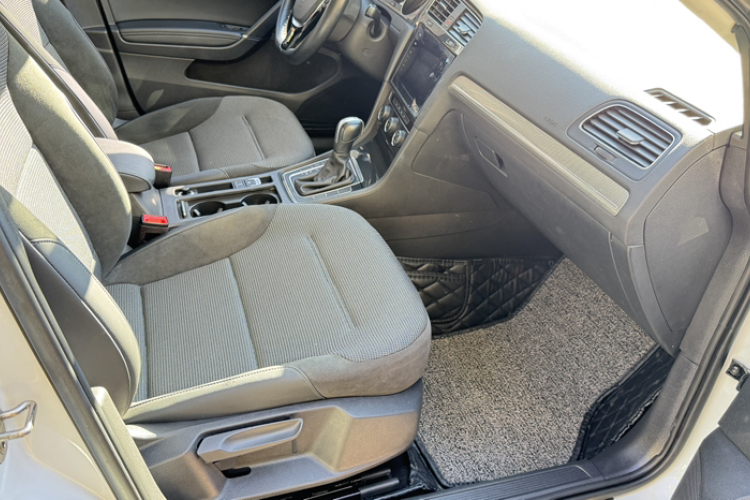 大众 高尔夫 2020款 挚爱版 280TSI DSG舒适型中控内饰7008