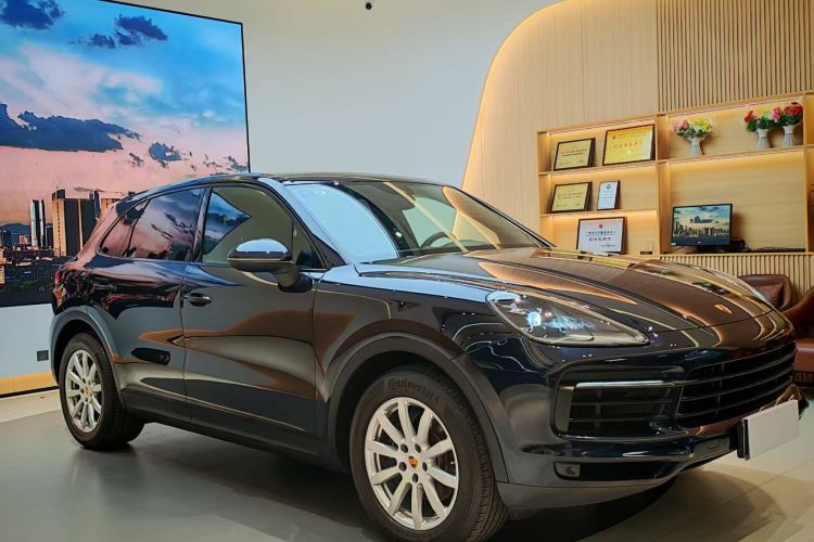 保时捷 2018款 Cayenne 3.0T车身外观6002