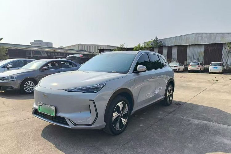 吉利银河 银河E5 2024款 530km 星舰版车身外观1