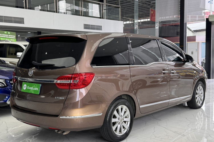 别克GL8 2018款 28T 尊贵型 国VI车身外观6004