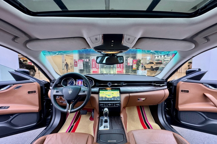 玛莎拉蒂 总裁 2013款 3.0T 标准型中控内饰7007