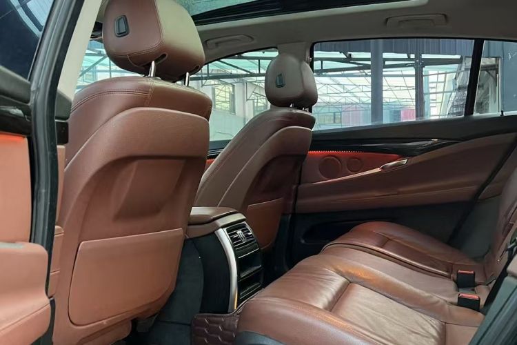 宝马5系GT 2014款 528i 领先型中控内饰7003