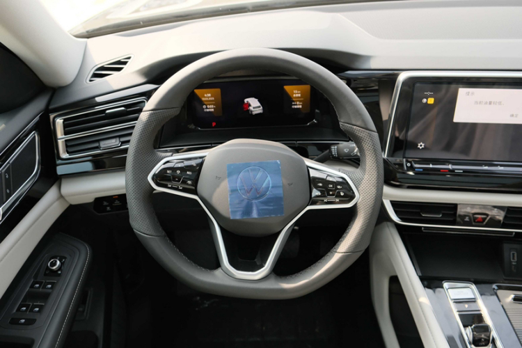 大众 途昂 2024款 380TSI 四驱龙耀版中控内饰7003