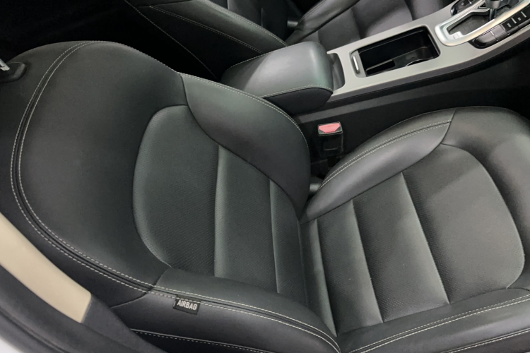 吉利汽车 帝豪GL 2018款 1.4T DCT精英智联型局部细节41