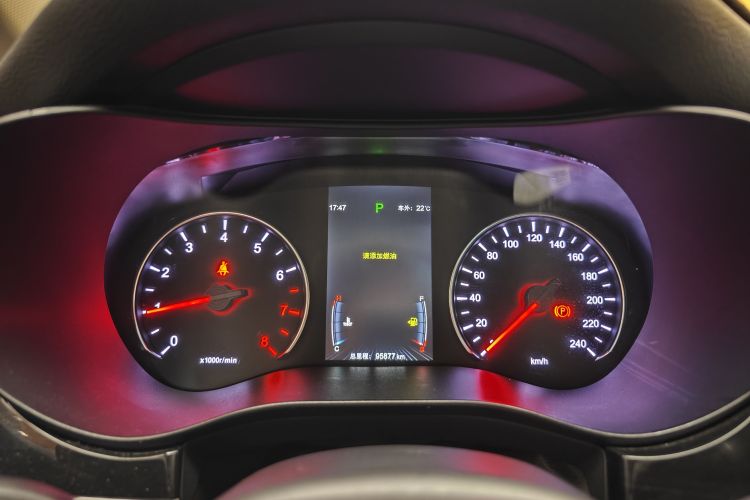 比亚迪 宋MAX 2017款 1.5T 自动智联精英型 7座中控内饰15