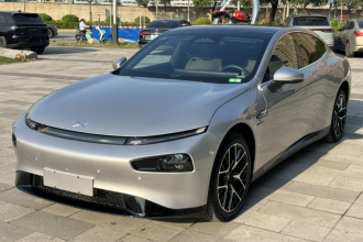 小鹏P7 2023款 P7i 702 Pro