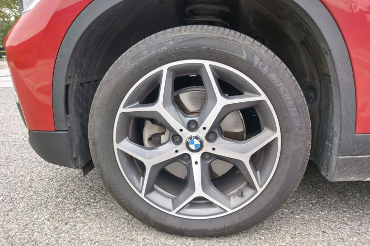 宝马X1 2019款 sDrive18Li 尊享型中控内饰7011