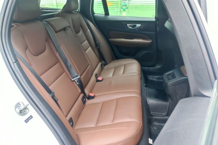 沃尔沃V60 2024款 B5 智远豪华版中控内饰7004