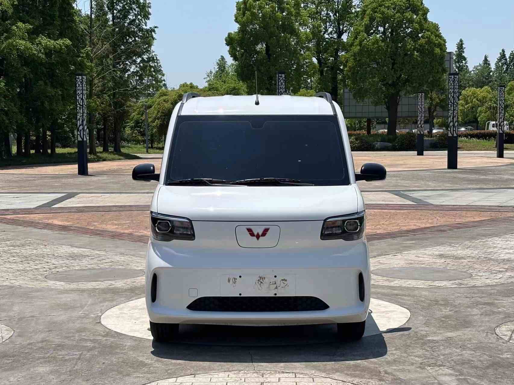 五菱汽车 五菱之光新能源 2025款 201km 舒适型(2)
