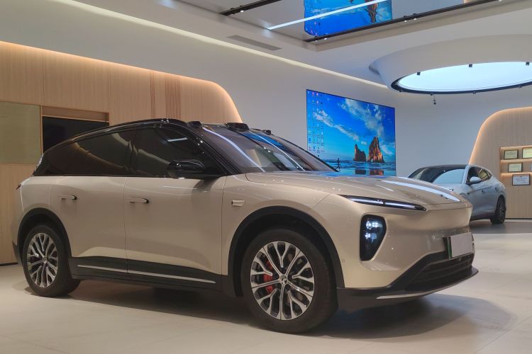 蔚来ES6 2023款 75kWh车身外观6002