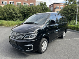 东风风行 菱智 2022款 M5 1.6L 实用型 5座