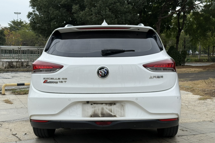 别克 阅朗 2018款 18T 自动精英型车身外观6003