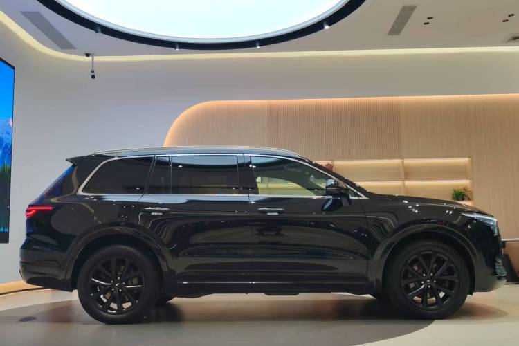 理想汽车 理想ONE 2020款 增程6座版车身外观6003