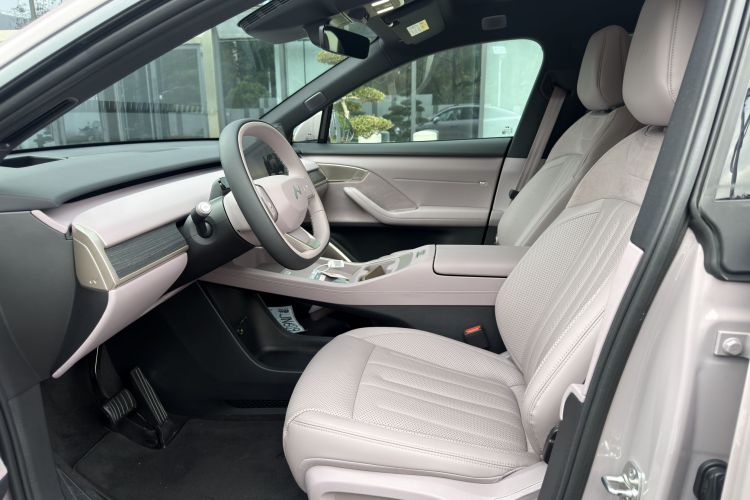 乐道L60 2024款 60kWh 后驱版中控内饰7003