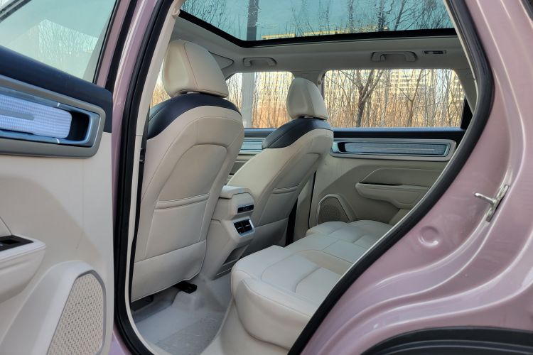 吉利汽车 吉利icon 2025款 玲珑 1.5TD 如意版中控内饰7007