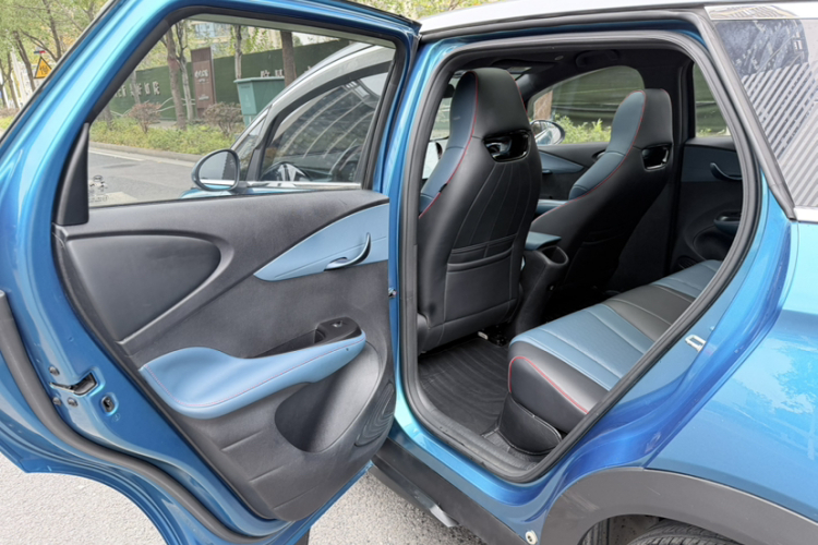 比亚迪 海豚 2021款 401km 骑士版中控内饰7003