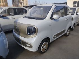 奔腾小马 2026款 222km 闪耀马