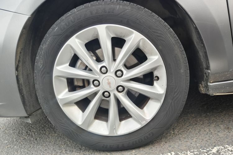 雪佛兰 科鲁兹 2017款 1.5L 自动先锋天窗版车身外观6010