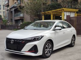 长安 逸动 2025款 PLUS 1.4T 双离合高能版