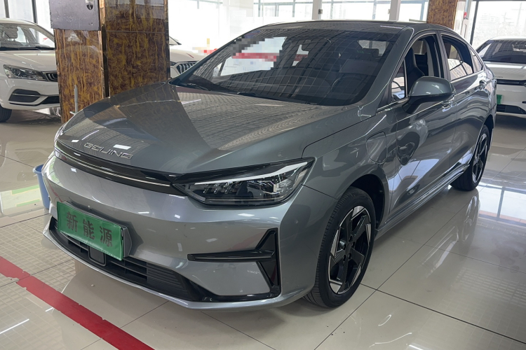 北京汽车 北京EU5 PLUS 2023款 R500 优享版车身外观1