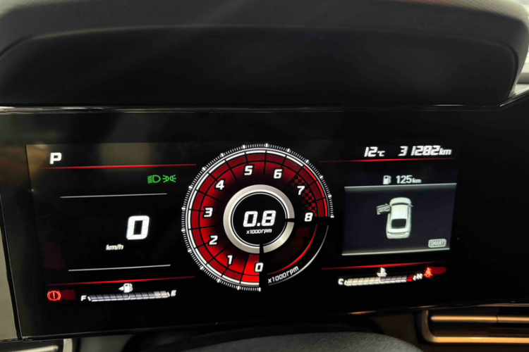 现代 伊兰特 2021款 1.5L CVT LUX尊贵版中控内饰15