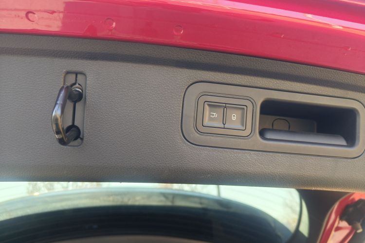 腾势X 2020款 PHEV旗舰版中控内饰7009