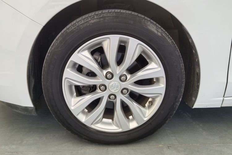 别克 英朗 2021款 典范 1.5L 自动精英型车身外观6004