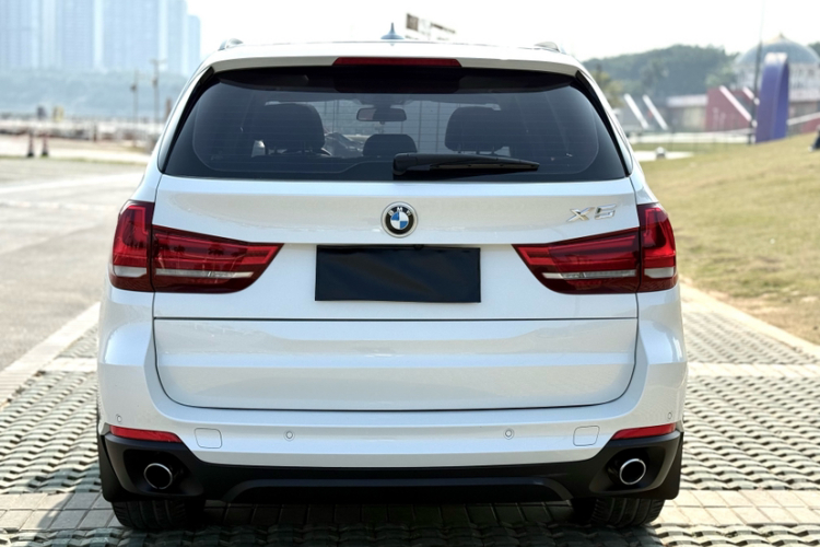 宝马X5(进口) 2015款 xDrive28i车身外观6003