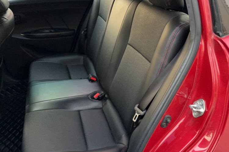 丰田 YARiS L 致炫 2020款 1.5L CVT领先版中控内饰7004