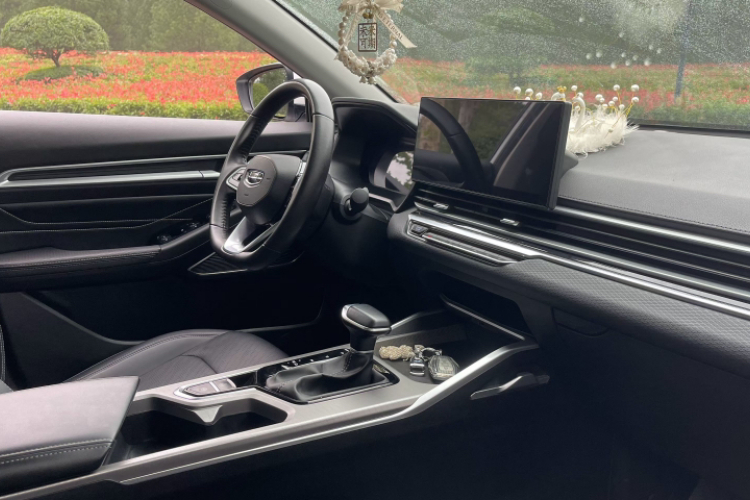 吉利汽车 帝豪 2023款 第4代冠军版 1.5L CVT尊贵型中控内饰7006