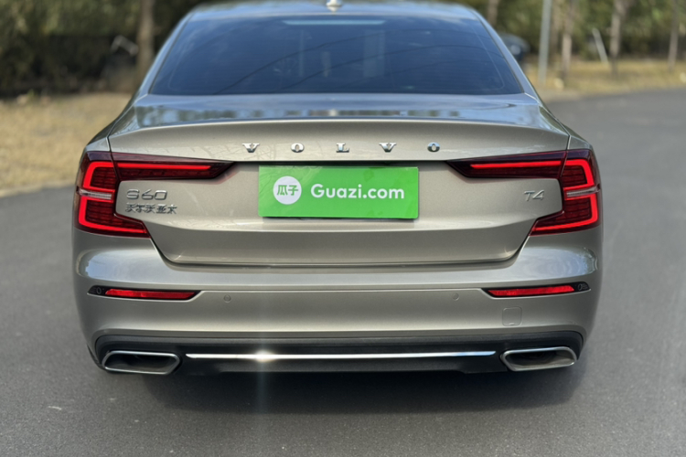 沃尔沃S60 2020款 T4 智逸豪华版车身外观6005