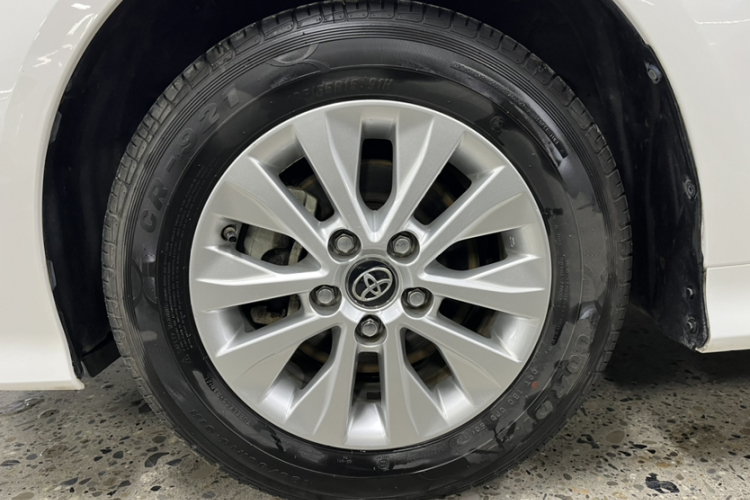 丰田 卡罗拉 2021款 1.2T S-CVT 精英版车身外观6006